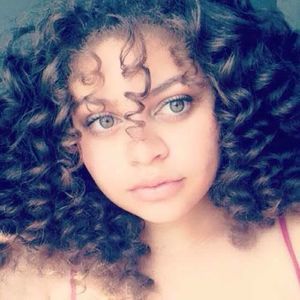 Meet your Posher, Rebekah